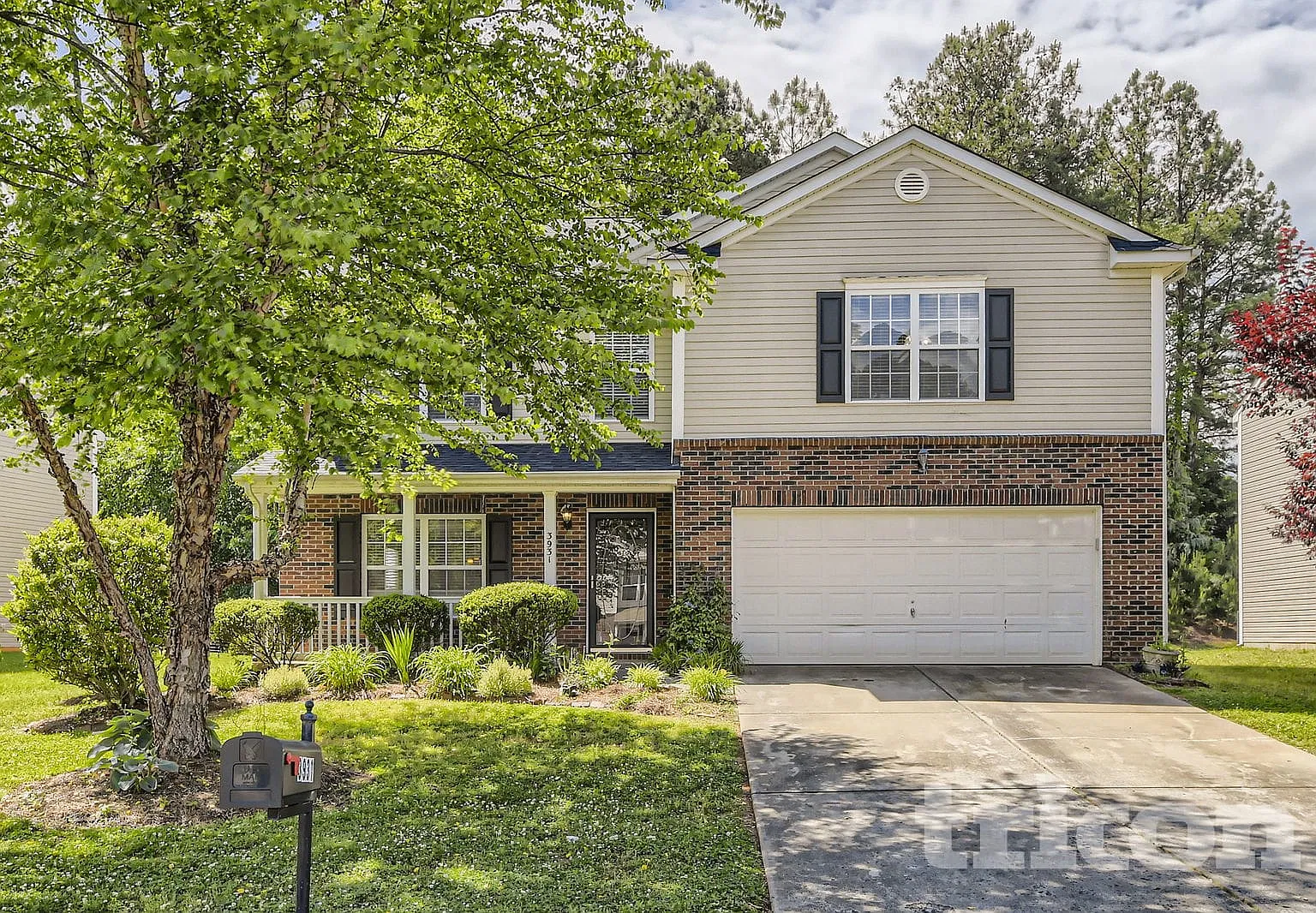 3931 Larkhaven Village Dr Charlotte NC — Photo 2