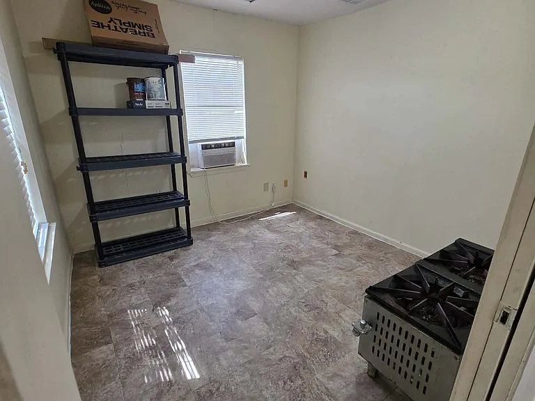 2405 S Highway 183 #106 — Photo 13