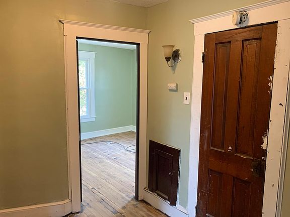 3rd image of 5 Judson Ave
