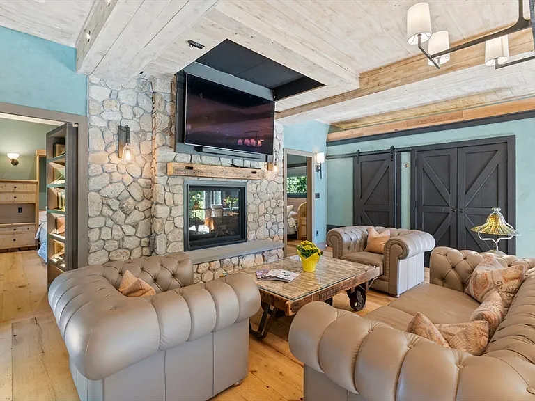 7R Brewer St #7R — Photo 9