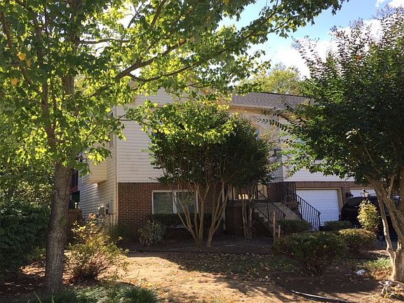 3rd image of 9269 Hillis Ct