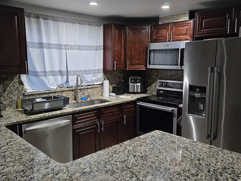 3336 Elkridge Dr — Photo 7
