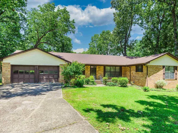 809 Columbia Ave, Mountain Home, AR 72653