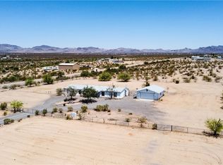 7485 W Estrella Cir, Golden Valley, AZ 86413