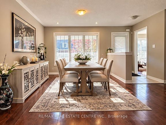 4th image of 16 Lacorra Way