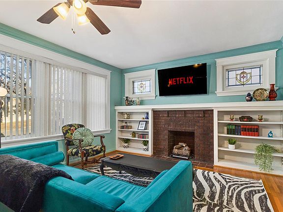 2nd image of 2733 S Kingshighway Blvd