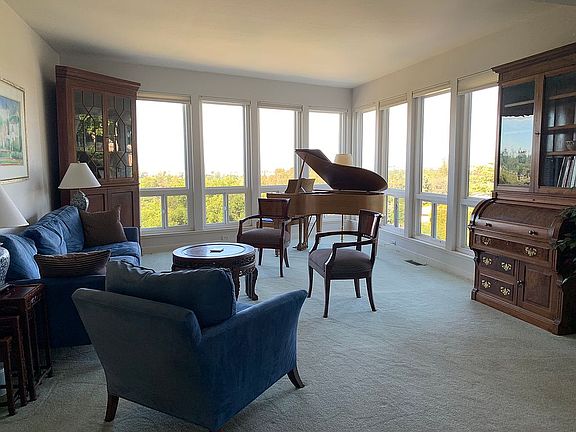 4th image of 2947 Sherwood Dr