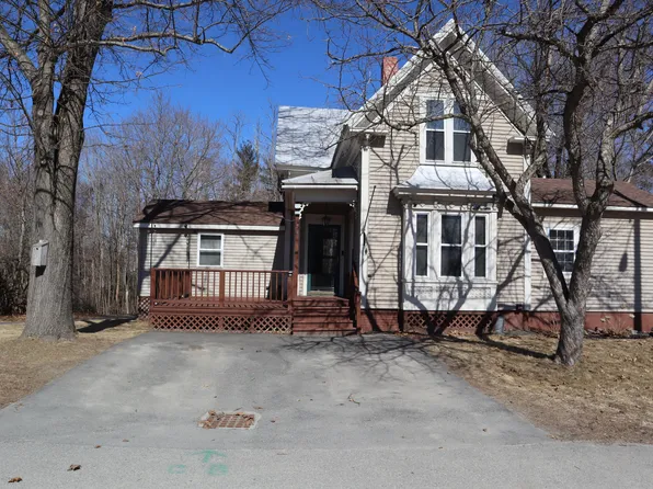 78 Mount Pleasant Avenue, Skowhegan, ME 04976