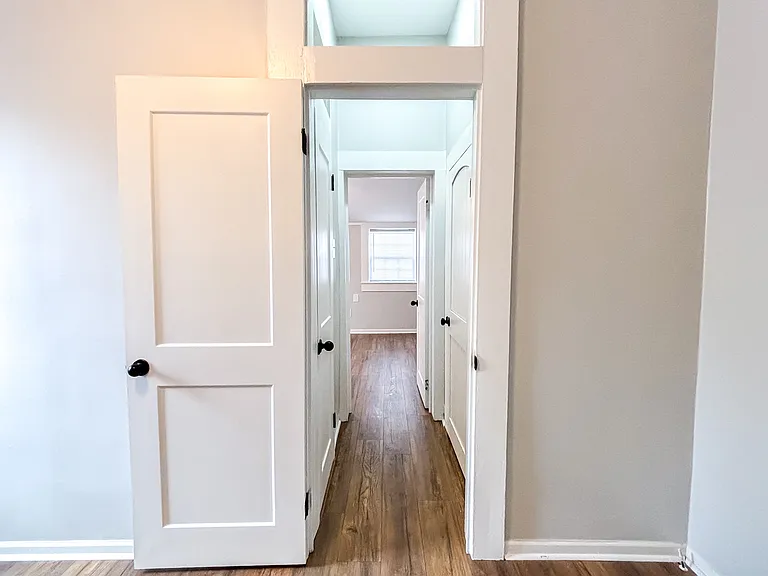 577 Burbridge St — Photo 5