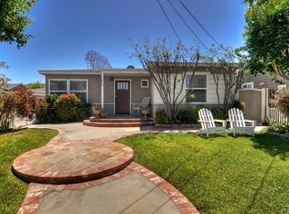 213 Santa Isabel Ave, Costa Mesa, CA 92627