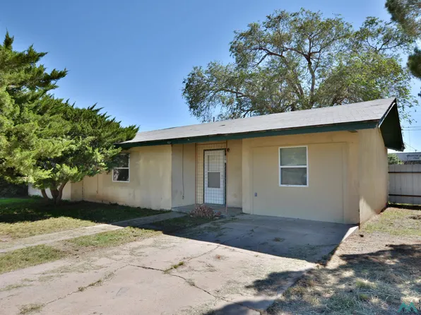 601 W 17th Ln, Portales, NM 88130
