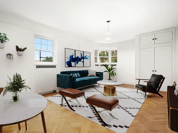 160 Cabrini Boulevard image 1 of 11