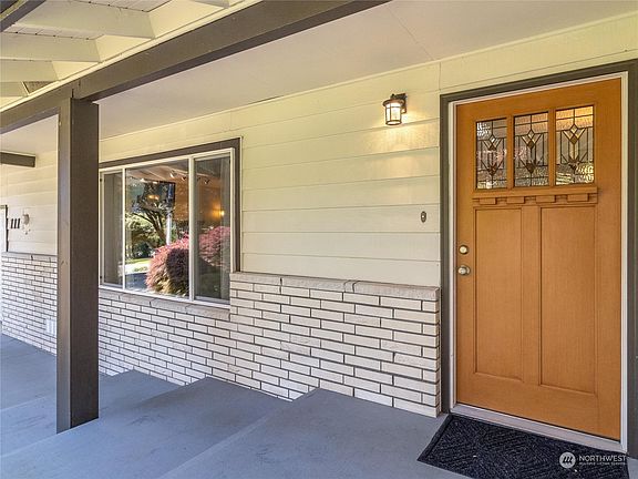 5th image of 111 Reynvaan Drive
