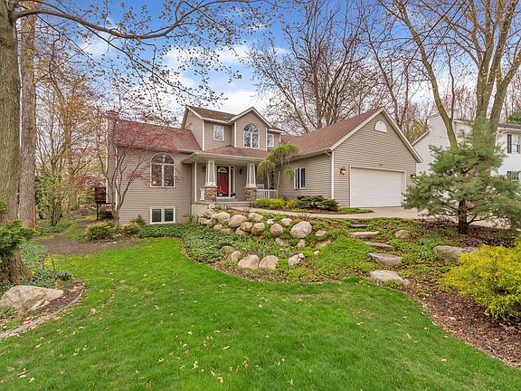 4th image of 7529 Hidden Forest Dr