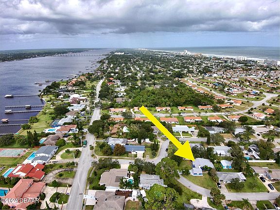 3rd image of 31 Ponce De Leon Dr