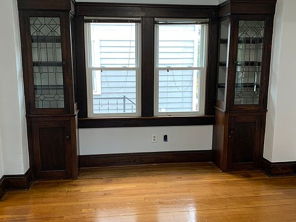5th image of 10805 Clifton Blvd