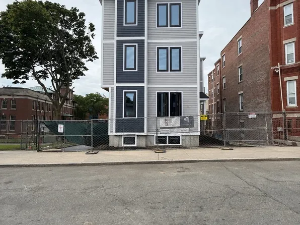 75 Maywood Ter, Roxbury, MA 02119