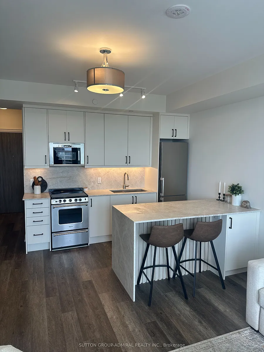 Building Photo - 20 Gatineau Dr #1405
