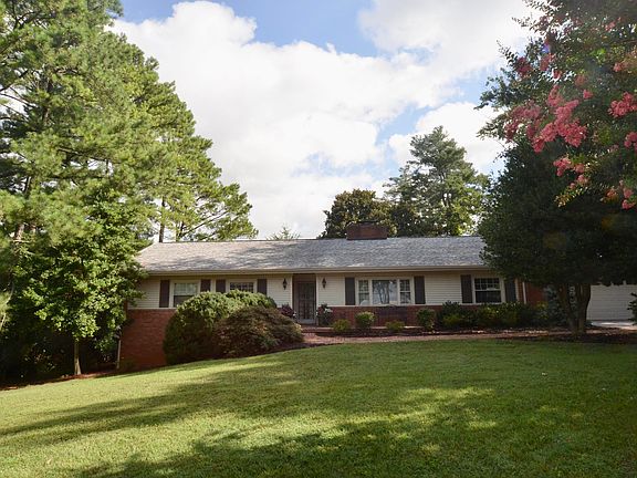 2nd image of 7121 Cresthill Dr