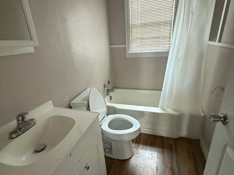 3159 Milton St — Photo 7
