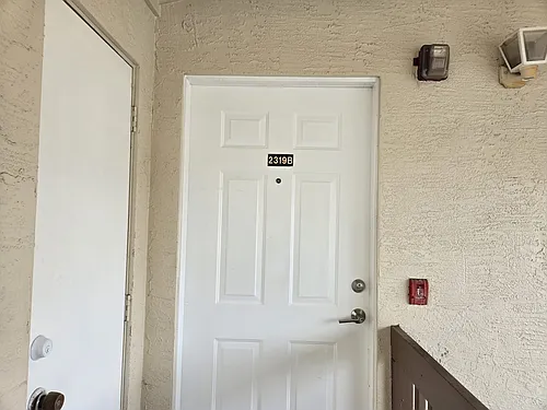 2319 Prime Cir #B Photo 1