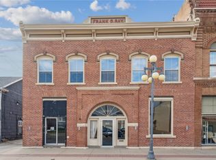 511 1st Ave, Vinton, IA 52349