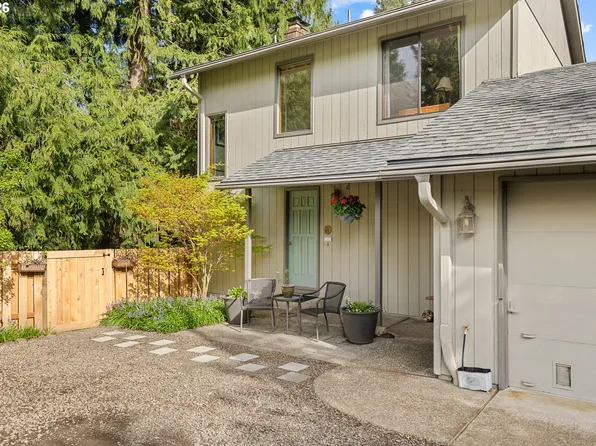 3993 Mapleton Dr, West Linn, OR 97068