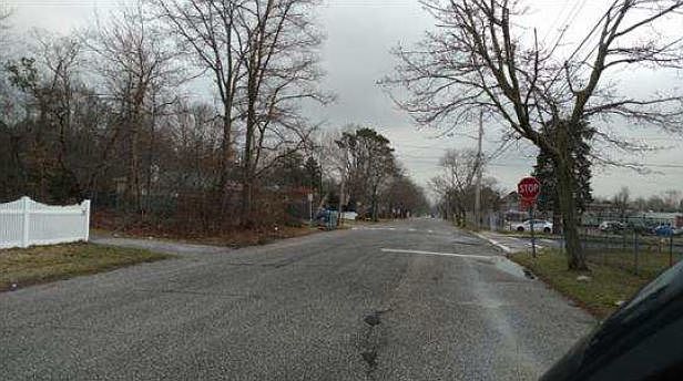 2nd image of 1100 Joselson Ave