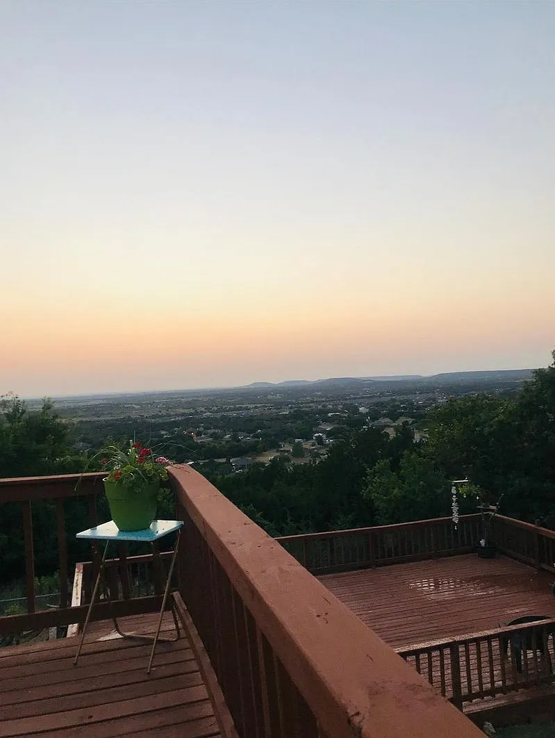 Boasting view of Copperas Cove — Photo 1