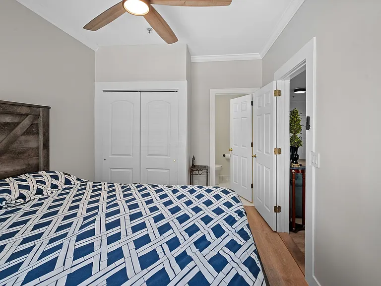 116 31st Ave N #104-A — Photo 24