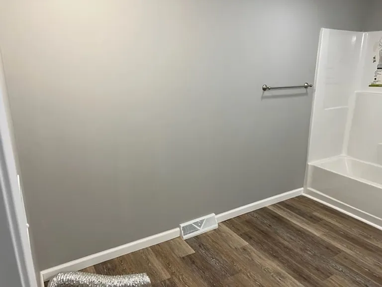 808 N Elm St — Photo 10