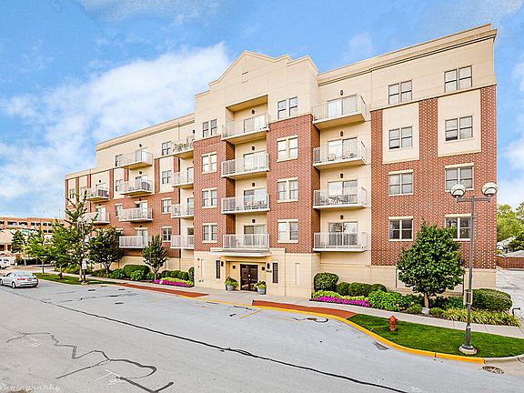 2nd image of 9440 S 51st Ave APT 304