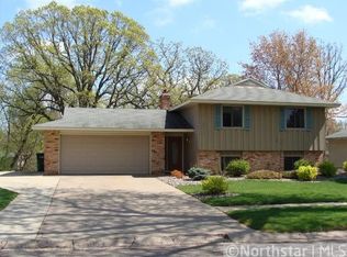 6217 134th St W, Apple Valley, MN 55124
