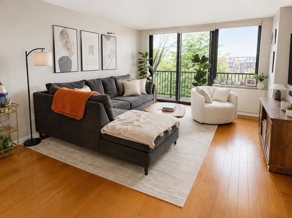 700 Grove St APT 5R