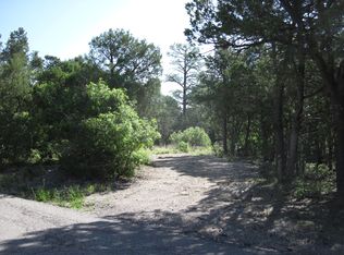 29 Lark Rd, Tijeras, NM 87059