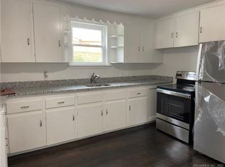 205 Rainbow Rd, Windsor, CT 06095