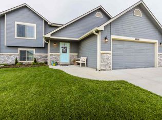 4688 N Dwight Dr, Manhattan, KS 66502