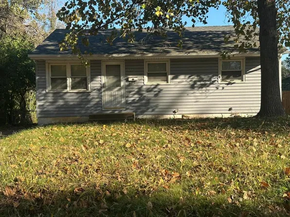 10634 Dunkeld Cir, Saint Louis, MO 63137