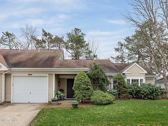 4th image of 1031B Thornbury Lane