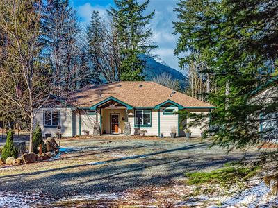 119 Marmot Loop, Packwood, WA, 98361