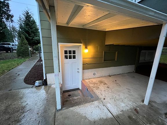 5th image of 15822 SE 128th St