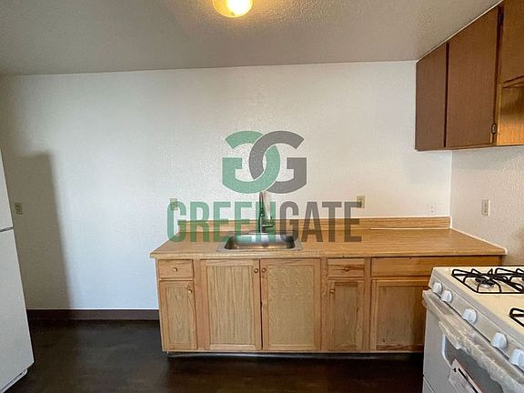 4th image of 3204 Atchison St APT 4