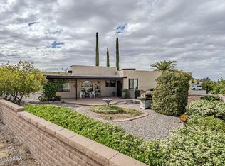 755 W Rio Moctezuma, Green Valley, AZ 85614