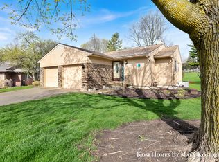 1323 Cranbrook Ter NE, Grand Rapids, MI 49505
