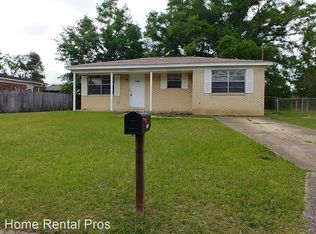 7110 Moore Ave, Pensacola, FL 32526