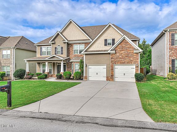 4th image of 343 Bella Rose Drive