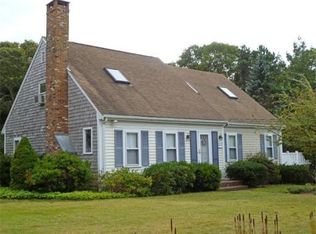 814 Crowells Bog Rd, Brewster, MA 02631
