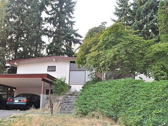 2nd image of 16002 SE 7th St