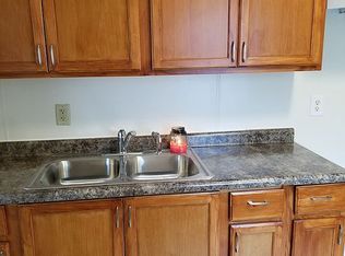 318 Tompkins St, Gary, IN 46406