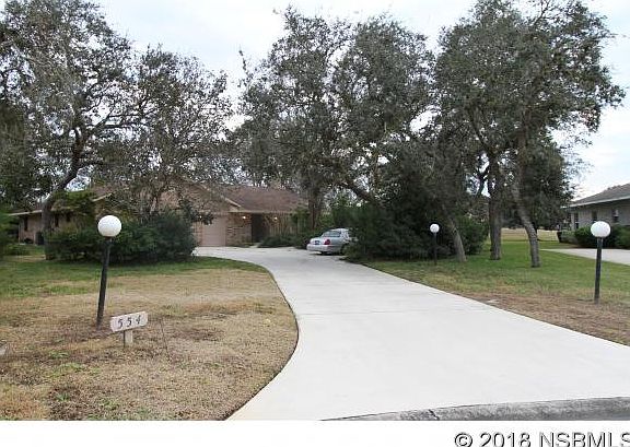 2nd image of 554 Bottlebrush Ct